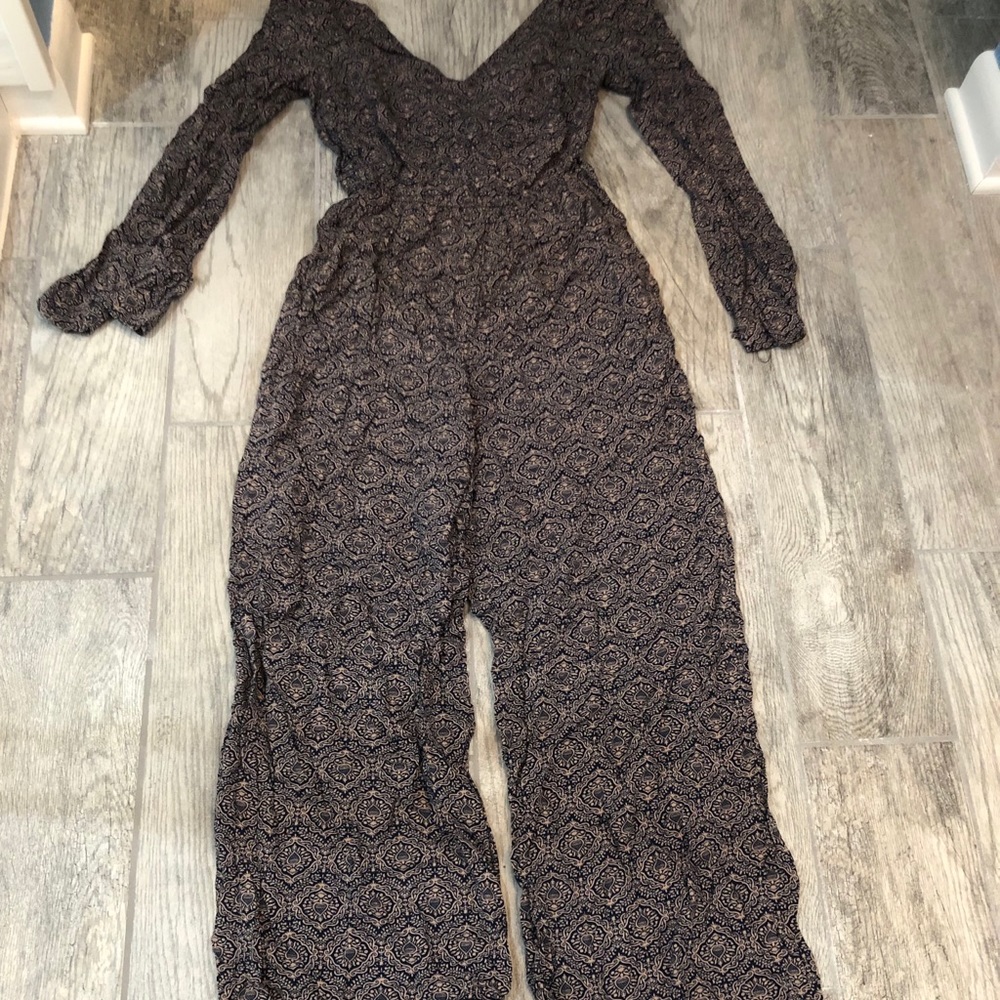 Light weight body suit by Cecico